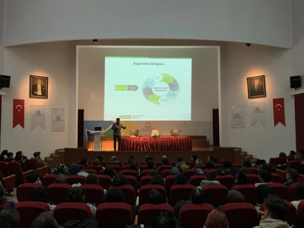 "Bağımlılık" konulu Konferans gerçekleştirildi